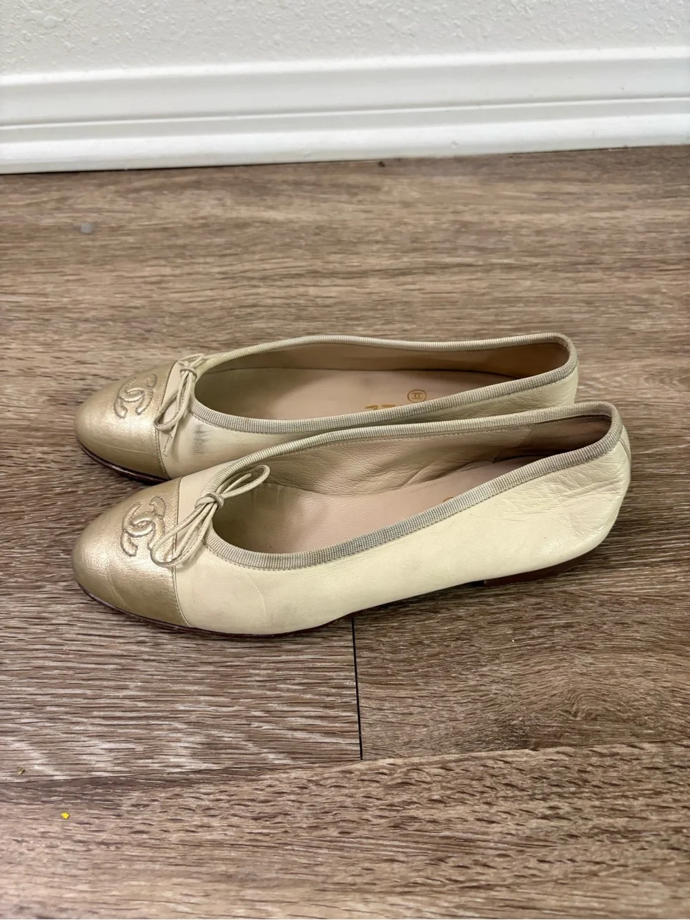 CHANEL Two-Tone Metallic Gold and Cream Ballerina Flats